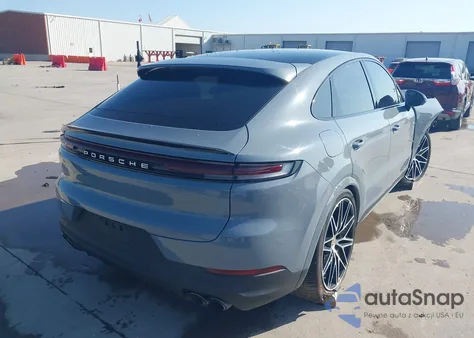 2024 Porsche Cayenne Coupe z USA, uszkodzony, nr VIN WP1BA2AY4RDA52869